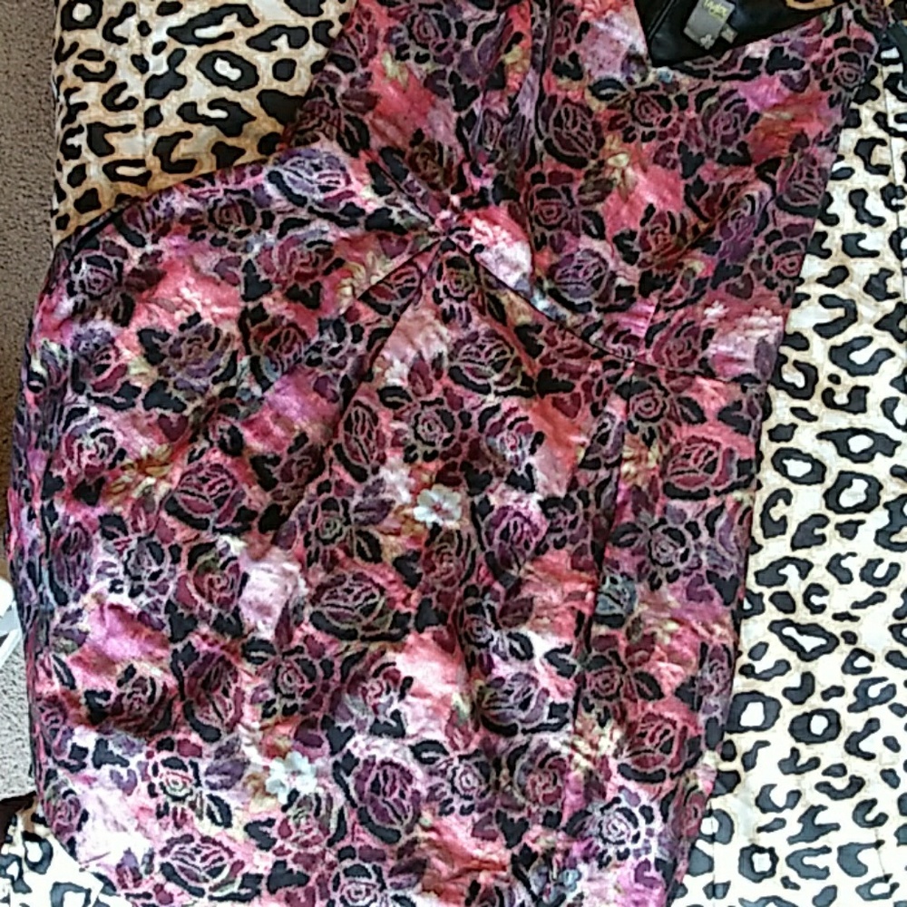 Taylor Woman Metallic Dress With Pockets